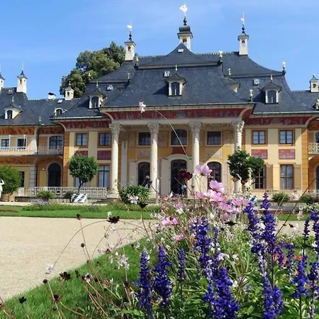 Wohlfuhlhaus Mit Grossem Garten In Traumhafter Am Stadtrand Pirna